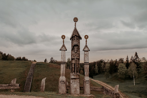 Šeimyniškėlių piliakalnio kompleksas