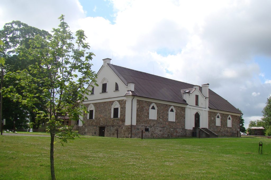 plateliu dvaro svirnas